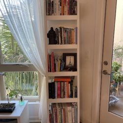 Bookshelf / Bookcase