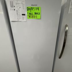 Hisense Stand Up Freezer 