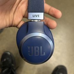 JBL Overhead Headphones 