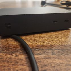 Microsoft Surface Dock 2