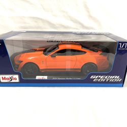 New In The Box Maisto Scale 1/18 Diacast 2020 Mustang Shelby GT-500 Toy Car 