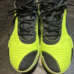 NEW NEW NEW.. Men’s Adidas “DON SNEAKERS.. Size 13