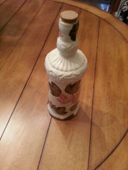 Olive oil glass holder