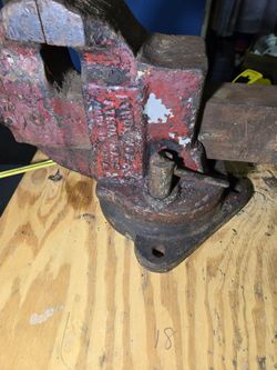 Athol 624N Large Vise