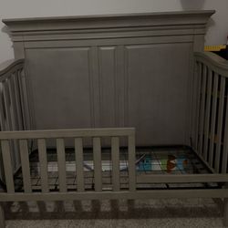 Baby Cache Convertible Crib- Ash Grey 