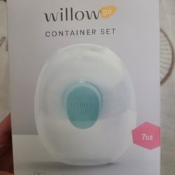 Willow Go Reusable Milk Containers 