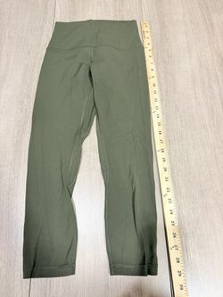 Lululemon Green Capri Leggings Size 4