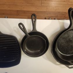 5 Cast Iron Skillets