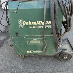 Cobra mig 260 200 Amps Welder