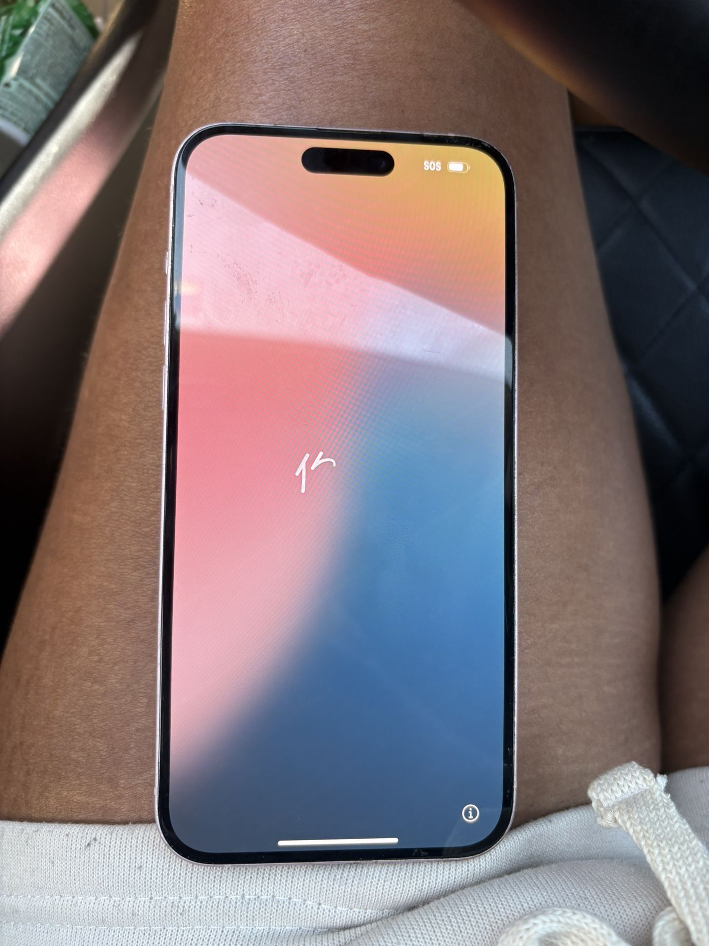 iPhone 15 Plus 