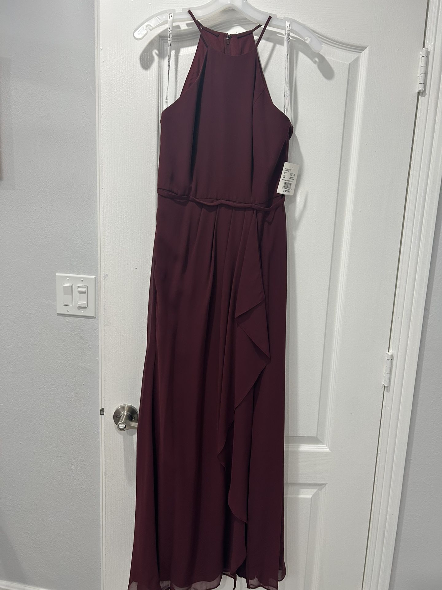 Burgundy Long Dress, Not Used, Size 4. Includes Shawl.