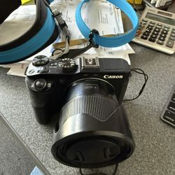 Cannon G3X Super Zoom Camera