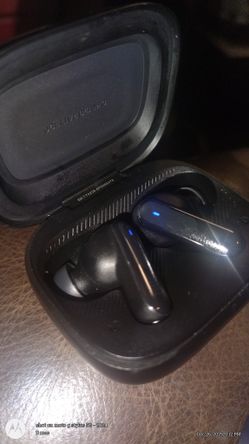 JBL earbuds beam 3
