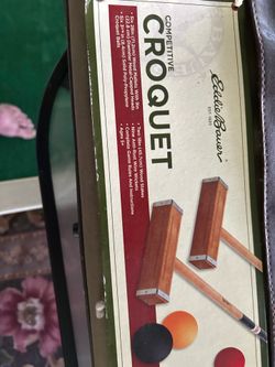 Eddie Bauer  croquet set
