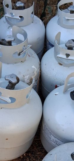 Tengo 5 tankes de gas