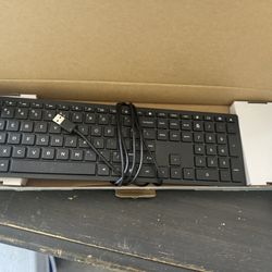 Black Wireless Keyboard/w Wireless Mouse 