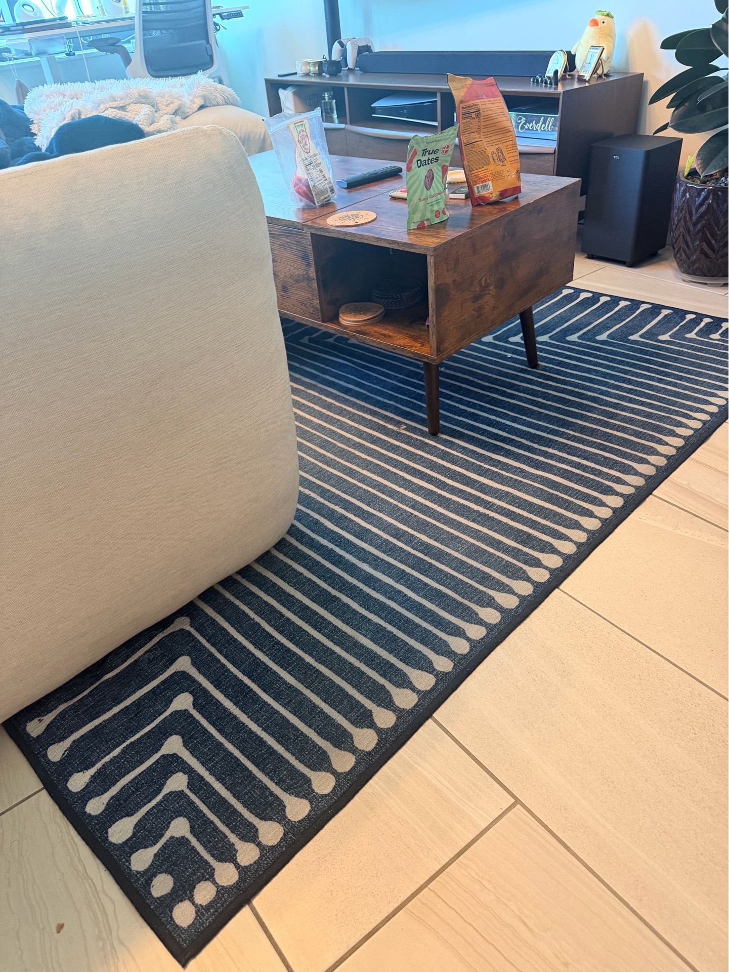 5x7 rug from Ruggable