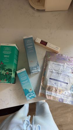 Makeup bundle