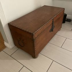 Vintage Storage Trunk