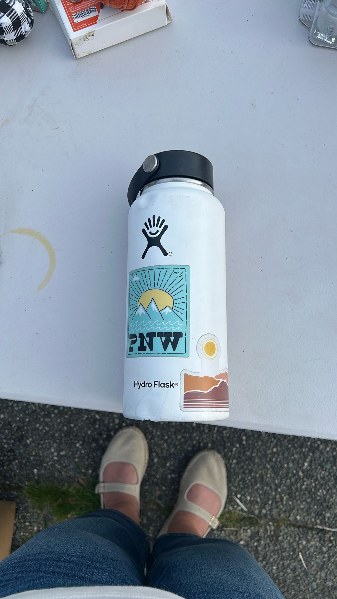 White Hydro flask
