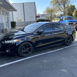 2016 Ford Fusion Titanium Hybrid 