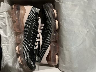 WOMEN VAPORMAX FLYKNIT