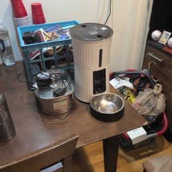 Automatic cat Feeder And water fountain