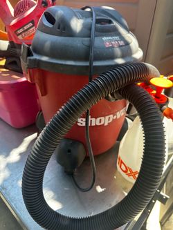 Shop vacuum *Used*