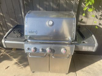 Weber Genesis Grill With Cabinet, Shelf, Side burner, And Cast Iron Griddle Insert