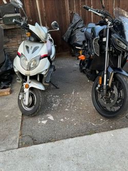 Electric Vespa Dual Motor Moped 50mph