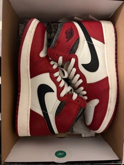 Air Jordan 1 Retro High OG Chicago Lost and Found