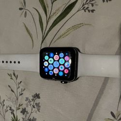 Nike 42mm Series 3 Apple Watch 