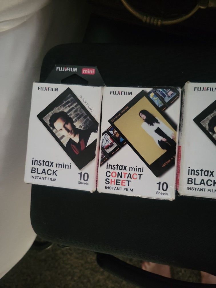 Instant Camera