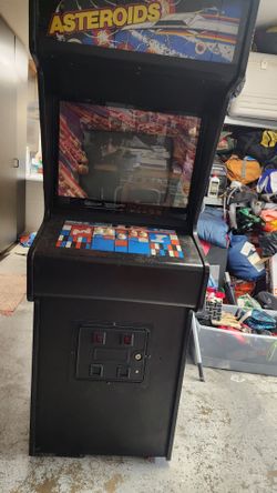 Atari Asteroids Arcade Cabinet