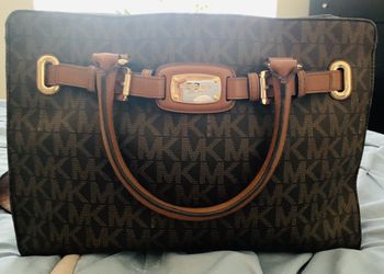 Michele Kors Purse