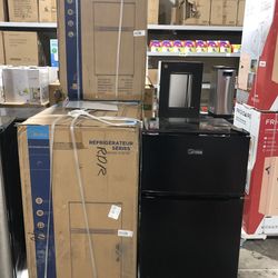 Midea 3.1cu ft Mini Fridge