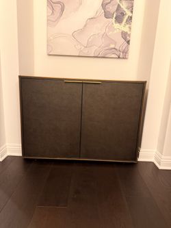 Restoration Hardware Double Door Sideboard – Excellent Condition