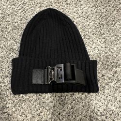 Hat Winter Givenchy (guaranteed Authentic) 