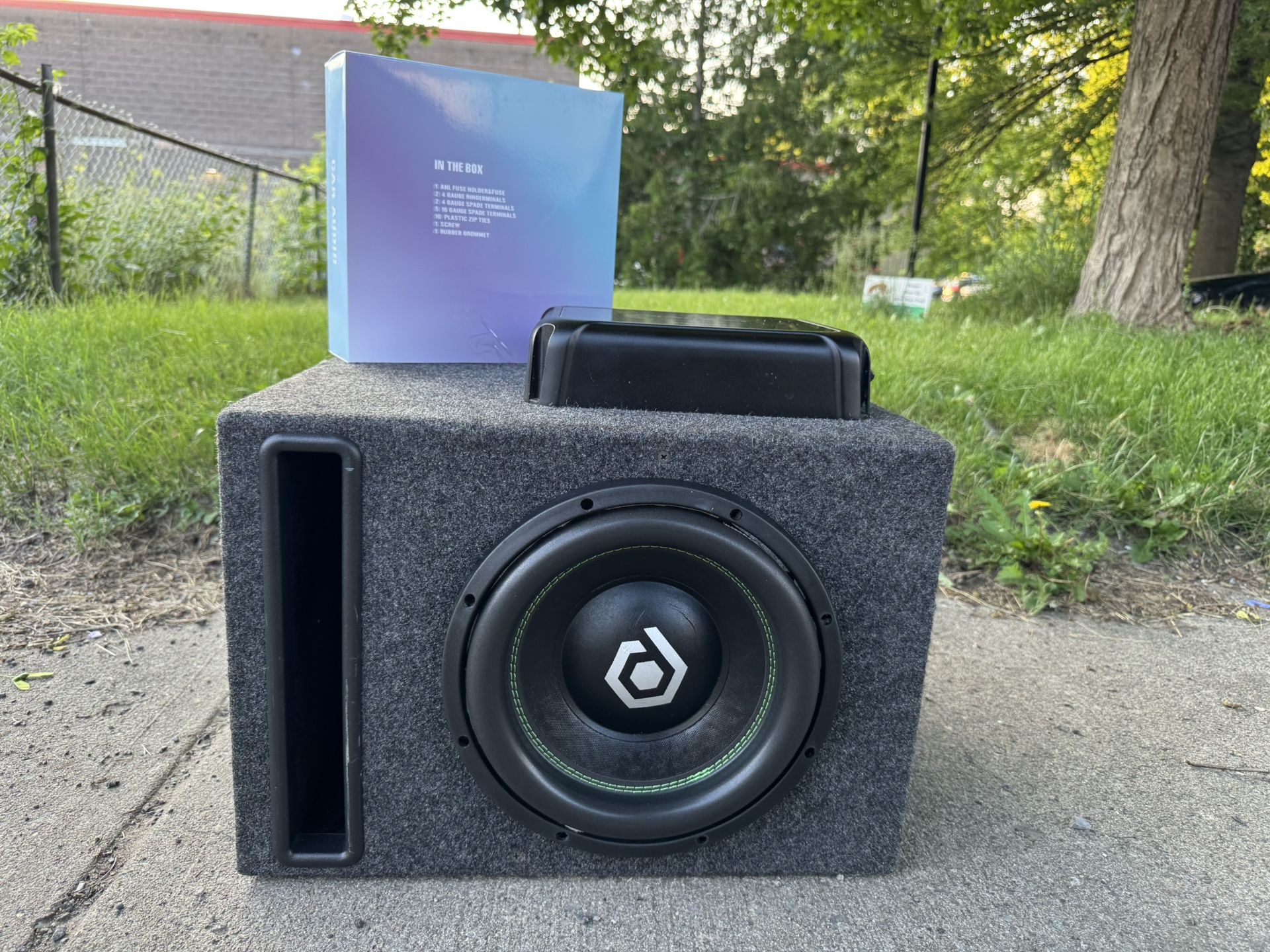 Must hear 10"Soundqube in ported box and Pioneer 1ohm stable 800w amp