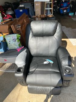 Powered recliner chair w/heat and massage