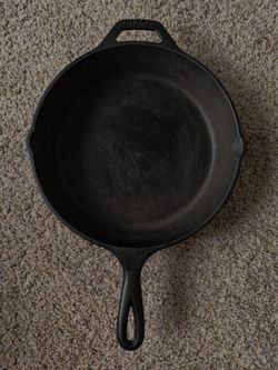 Cast Iron Pan 