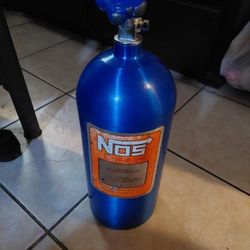 Noz Tank