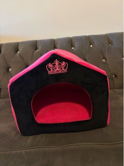Dog Crown Bed