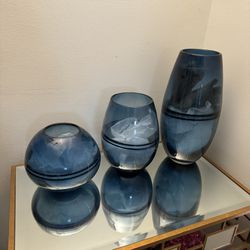 Torre And Tagus Designer Vases Saturn Patter In Blue Color