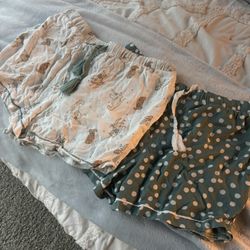JACLYN INTIMATES MEDIUM Set Of Two Pajamas
