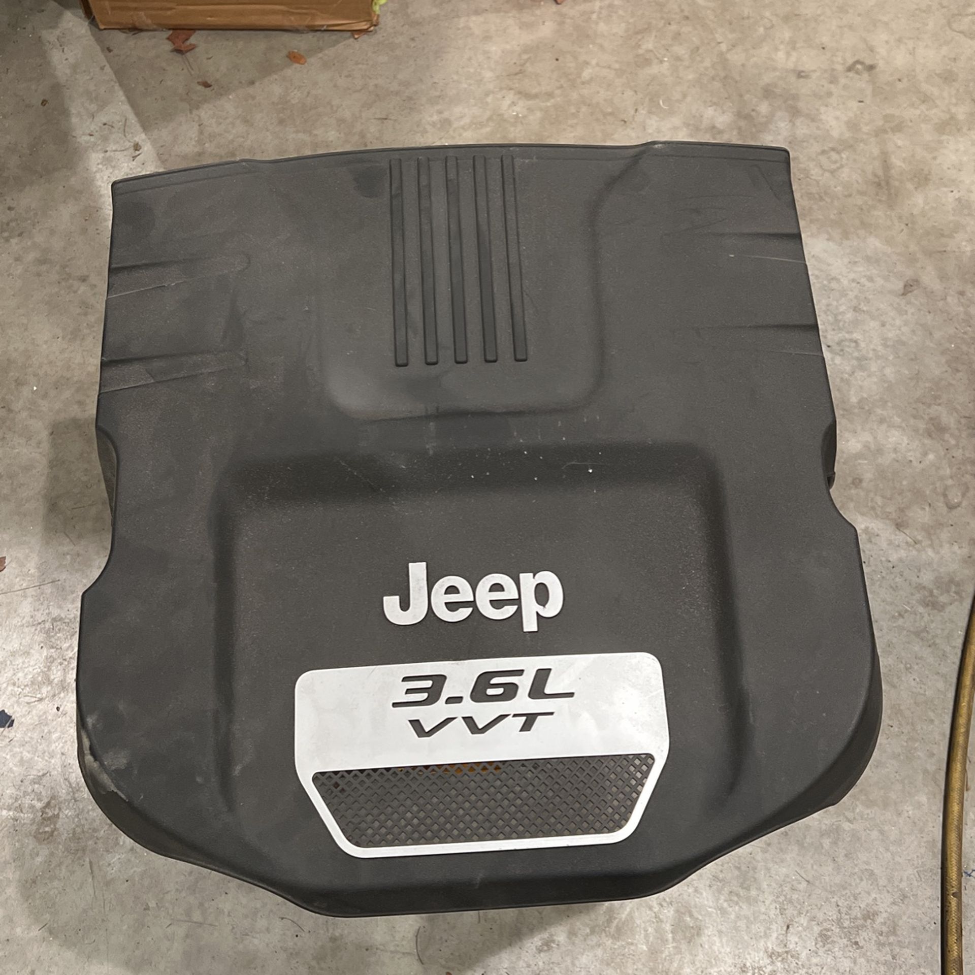 2012 Jeep Wrangler Engine Cover 