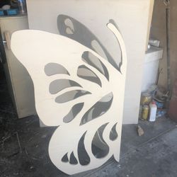 Foldable Butterfly Prop