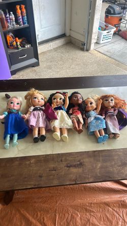 Disney Princess Dolls