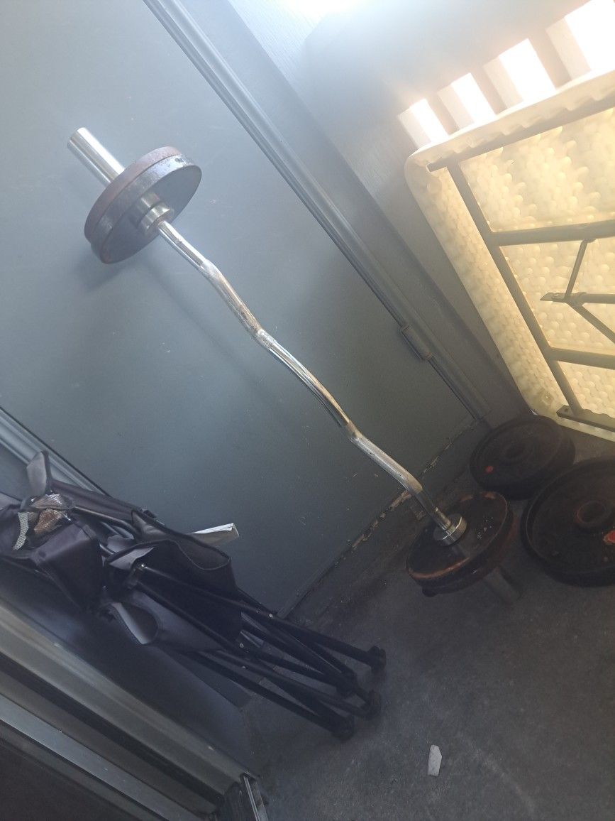 Curve bar and Weights