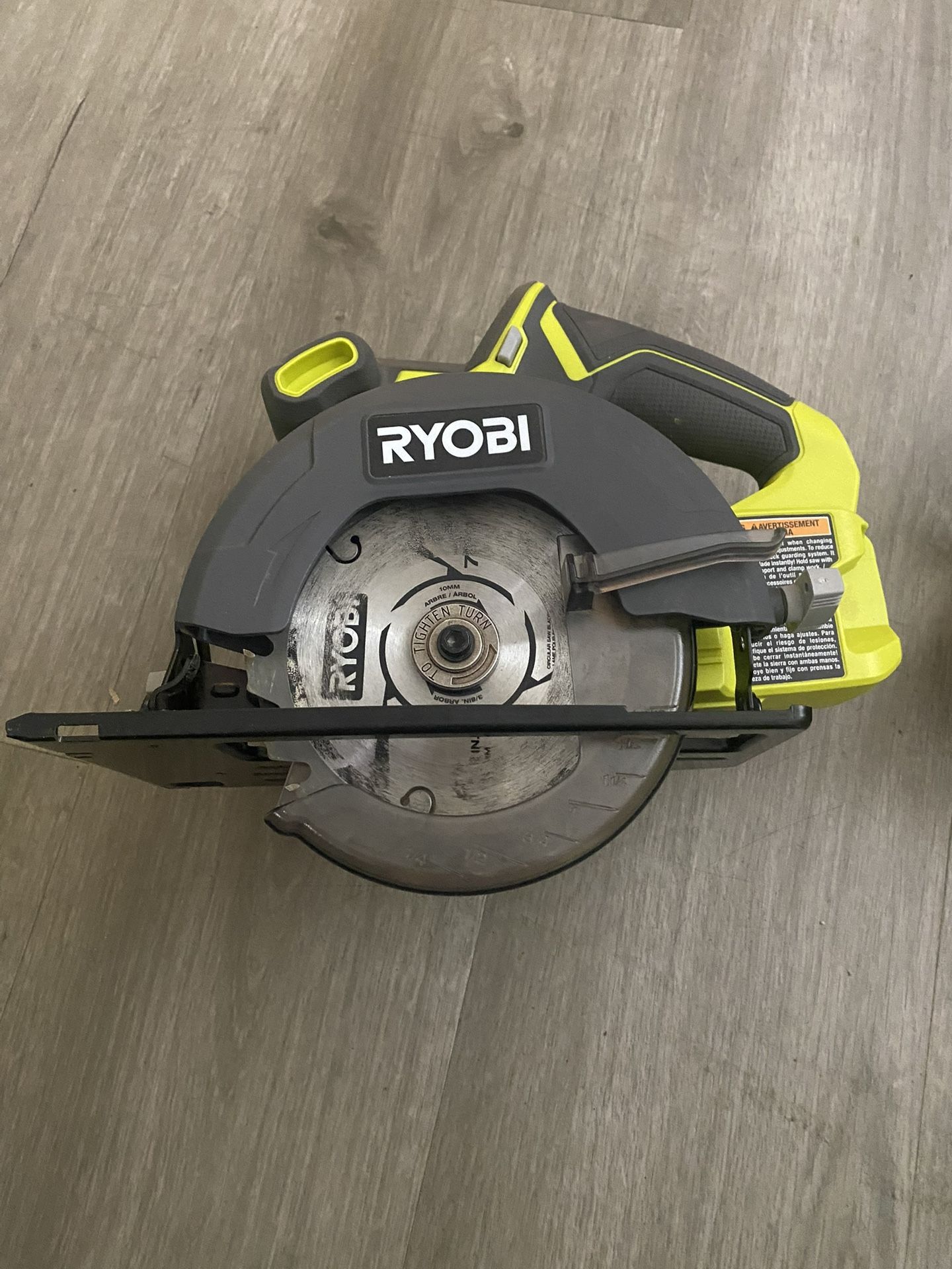 Ryobi 18V 5 1/2 Inch Circular Saw 